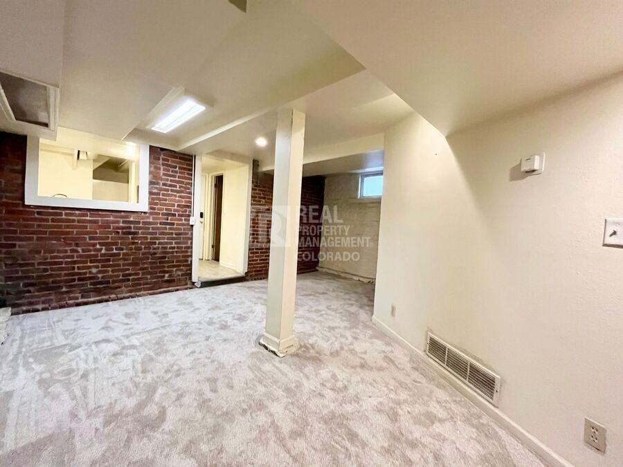 1754 N Washington St #B1 - Photo 3 of 12
