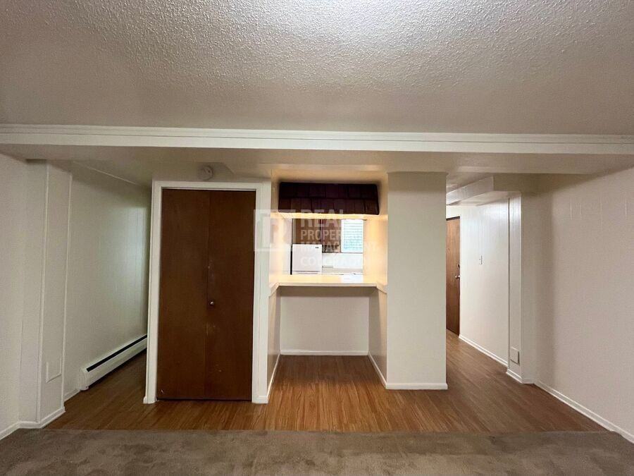 1221 N Clarkson St #1 - Photo 6 of 11