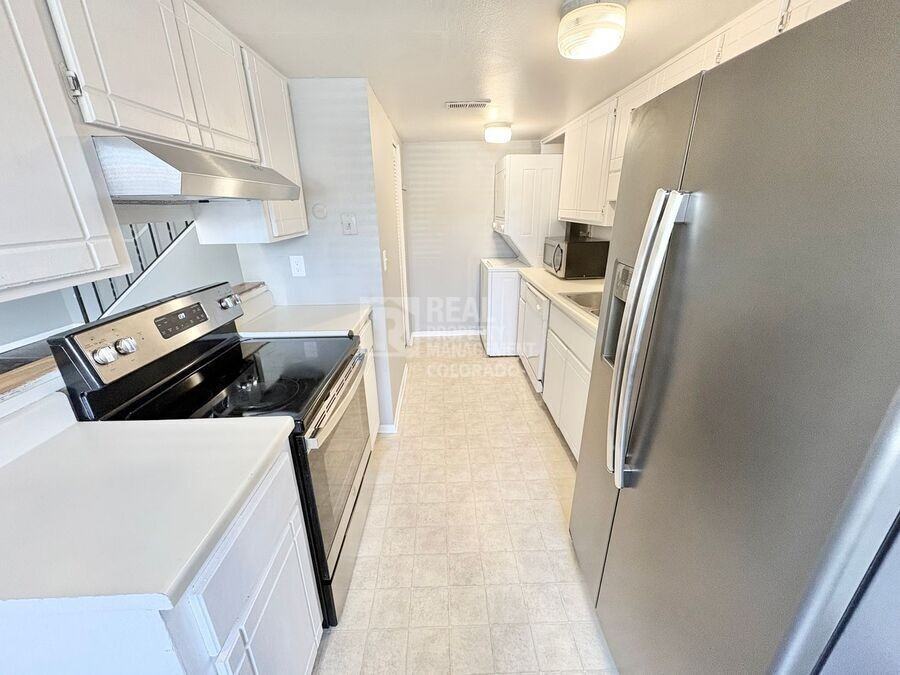 13395 E Louisiana Ave - Photo 4 of 13