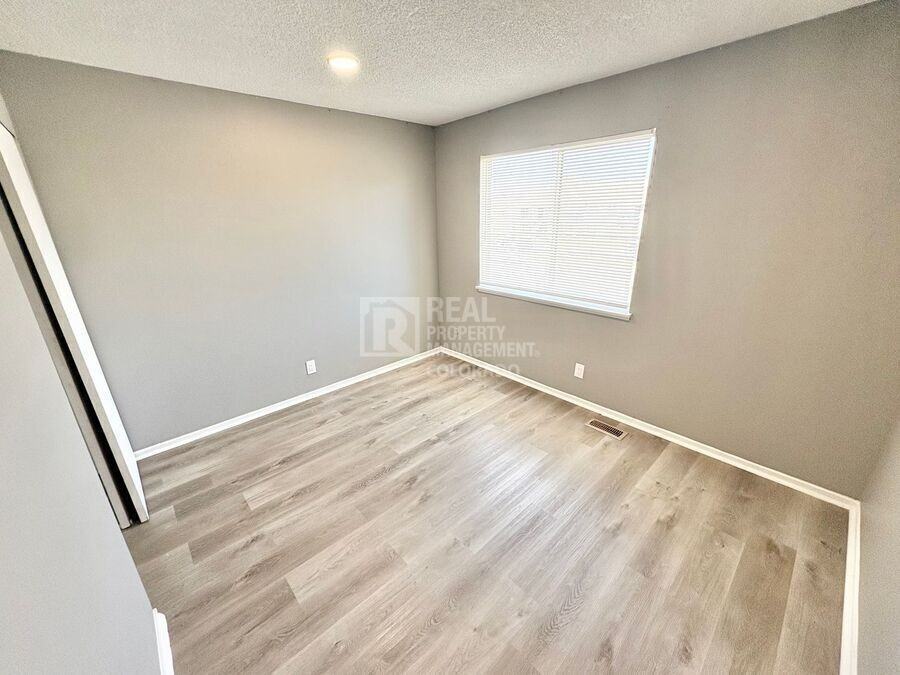 13395 E Louisiana Ave - Photo 6 of 13
