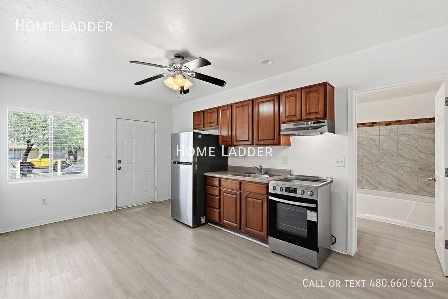2115 N Oracle Rd #1107 - Photo 3 of 18