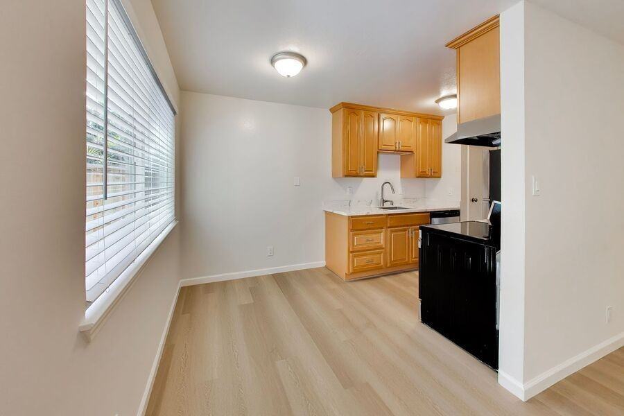 16878 Meekland Ave #04 - Photo 3 of 24