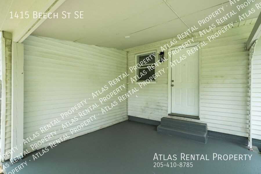 1415 Beech St Se - Photo 5 of 24