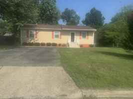featured image of 4713 Craddock Ave