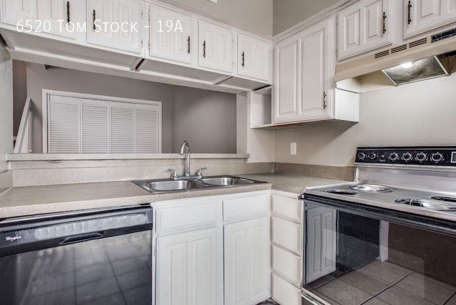 6520 Tom Stock St #19A