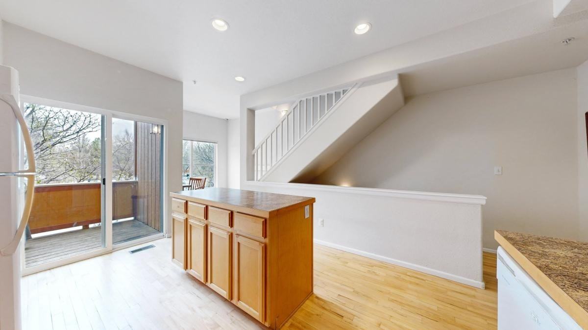 1221 East Prospect Road - Photo 3 of 24