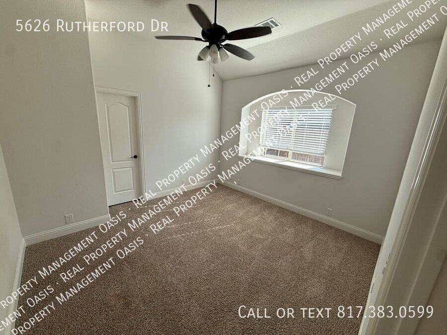 5626 Rutherford Dr - Photo 7 of 32