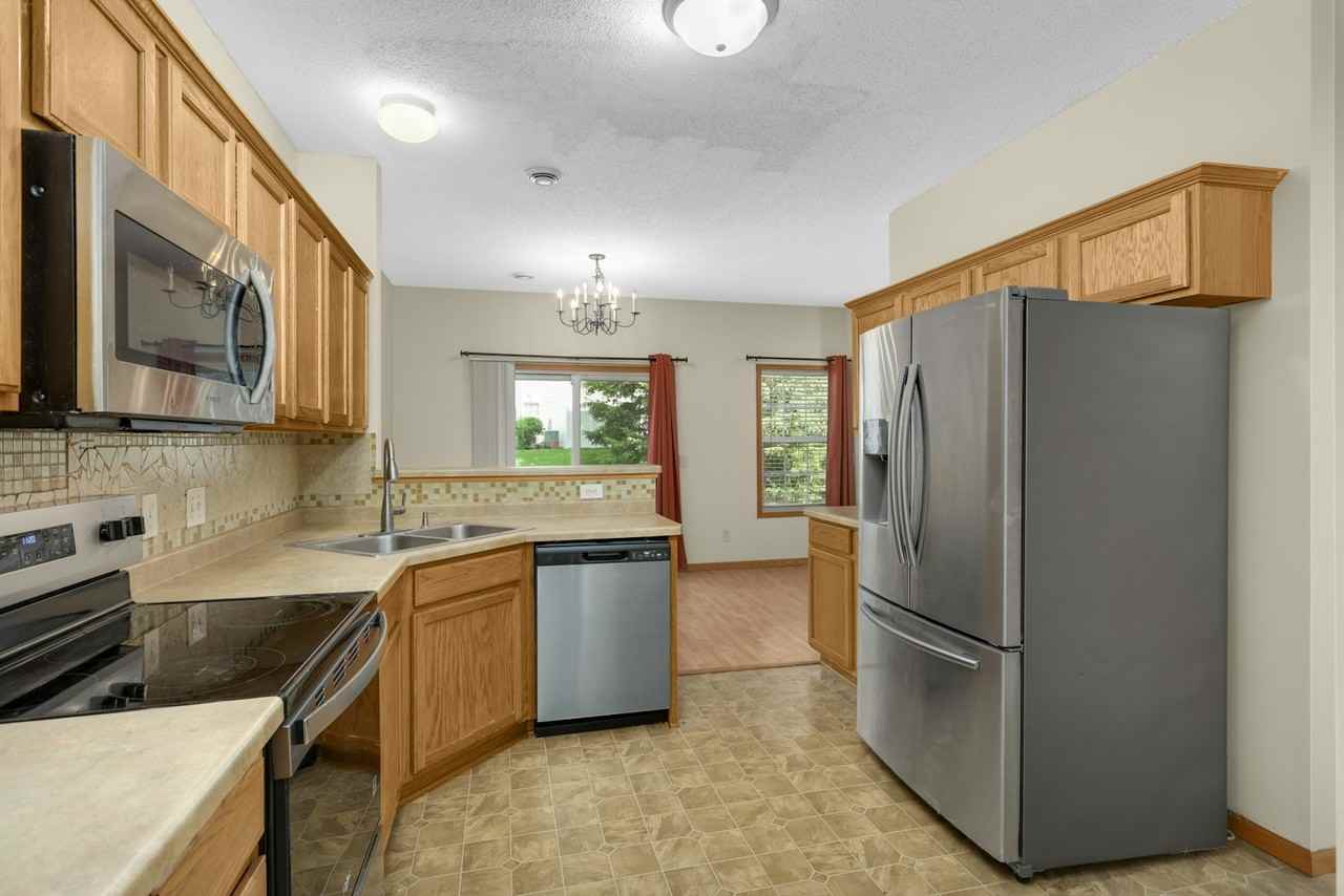 6869 Folkestone Road - Photo 7 of 31