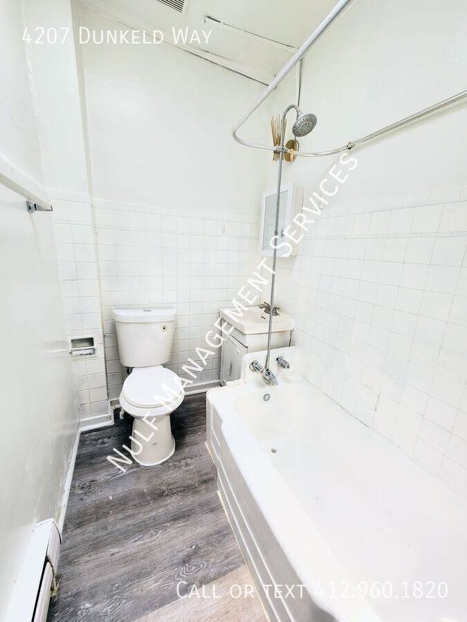 4207 Dunkeld Way - Photo 4 of 6