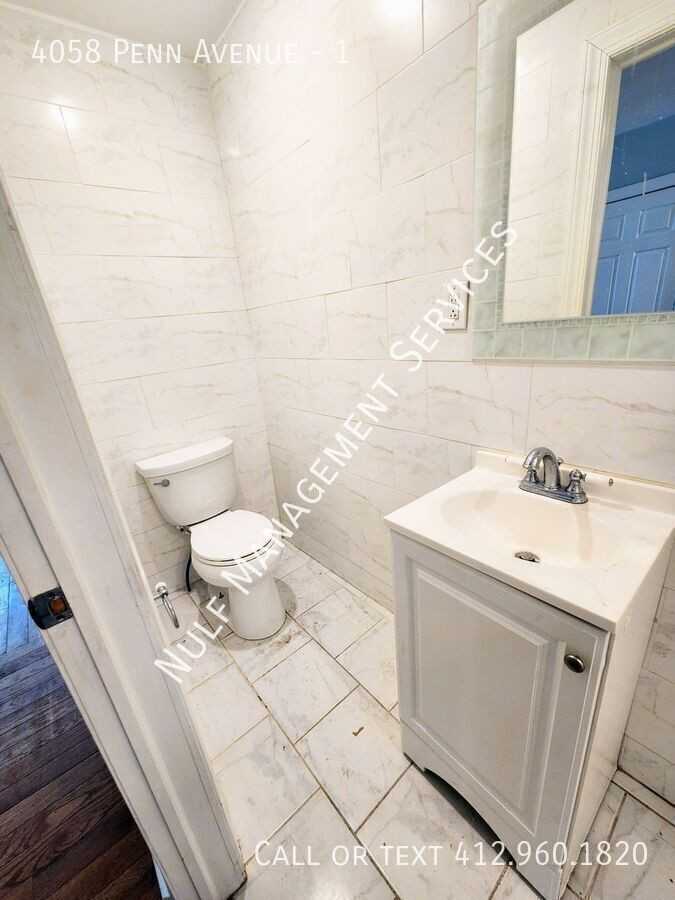 4058 Penn Ave #1 - Photo 4 of 7