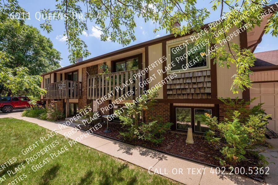 6011 Queens Dr #4 - Photo 6 of 30