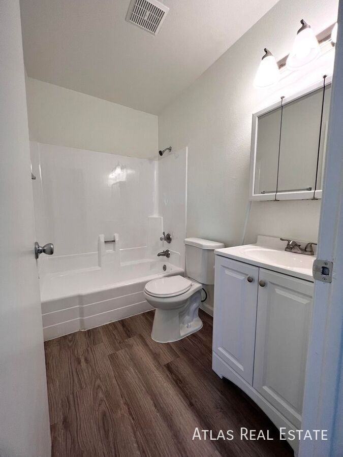 645 W Rio Salado Pkwy #F202 - Photo 5 of 10