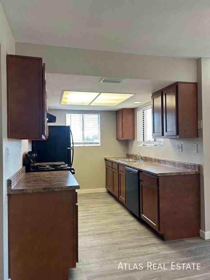 645 W Rio Salado Pkwy #F202 - Photo 7 of 10