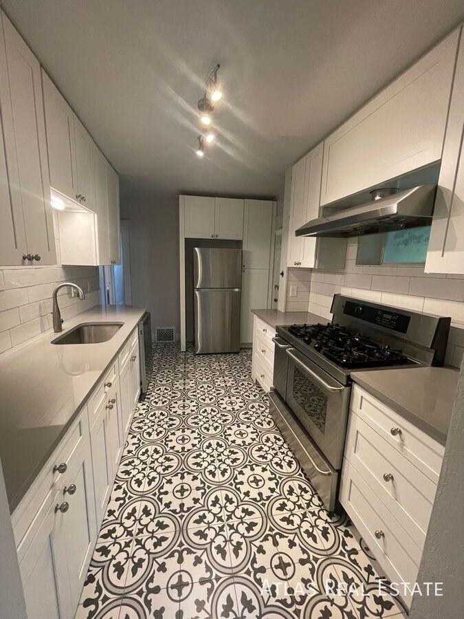 6045 W 39th Ave #2 - Photo 5 of 21