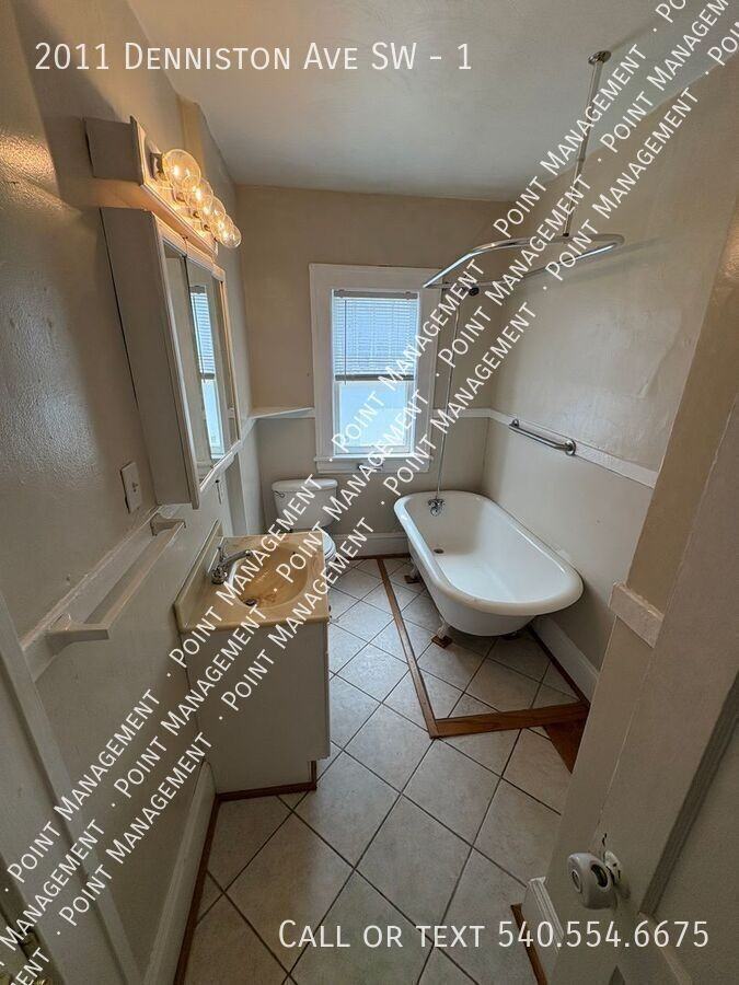 2011 Denniston Ave Sw #1 - Photo 7 of 9
