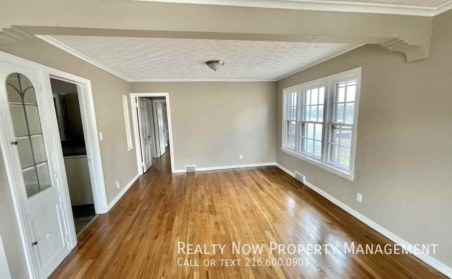 3638 Lindholm Rd Uppr #UP - Photo 4 of 21