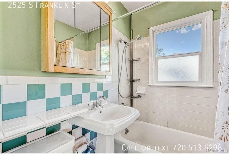 2525 S Franklin St - Photo 3 of 7