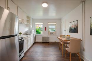 2425 E St Ne #2 - Photo 1 of 1