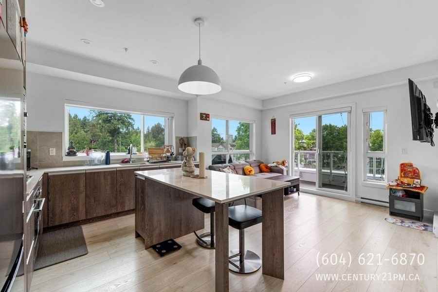 14225 103a Ave #202 - Photo 3 of 50
