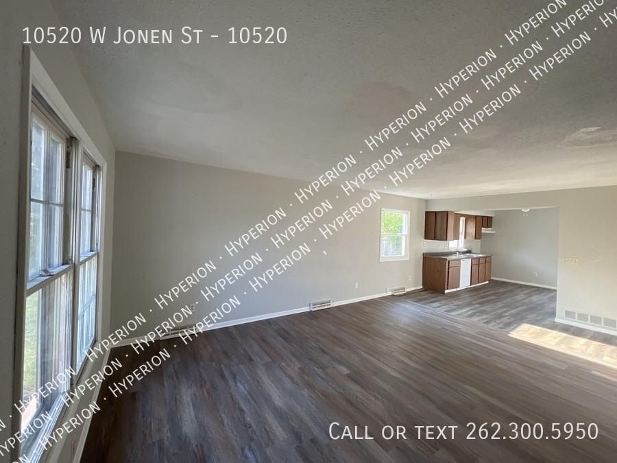 10520 W Jonen St #10520 - Photo 2 of 19