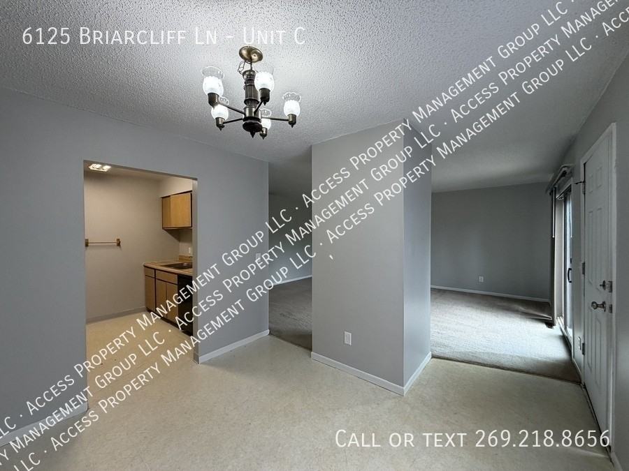 6125 Briarcliff Ln #C - Photo 2 of 10
