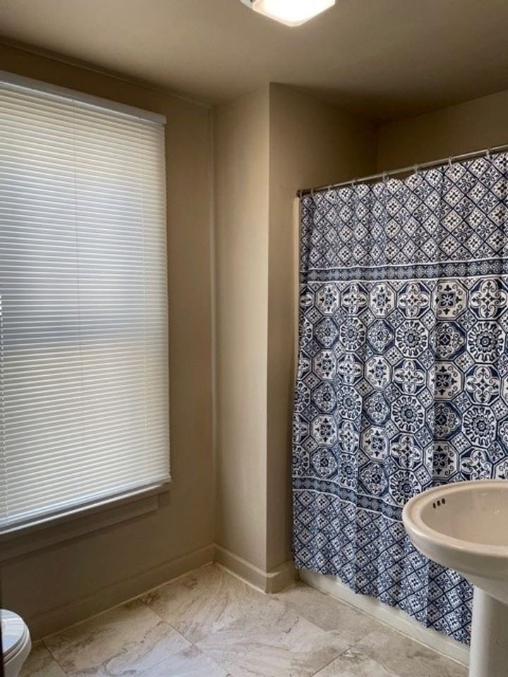 109 Hoerner St - Photo 3 of 13