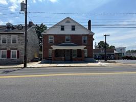 featured image of 20-22 E Main St - 20 E Main St #1