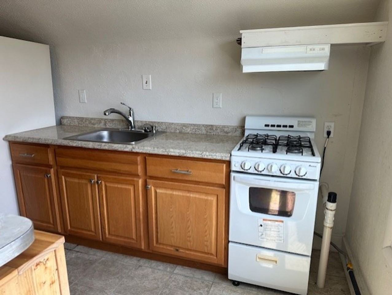 20-22 E Main St - 20 E Main St #1 - Photo 7 of 10