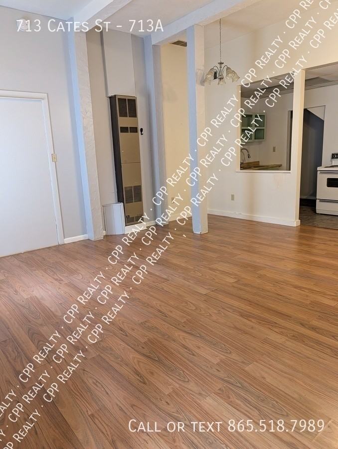 713 Cates St #713A - Photo 2 of 9