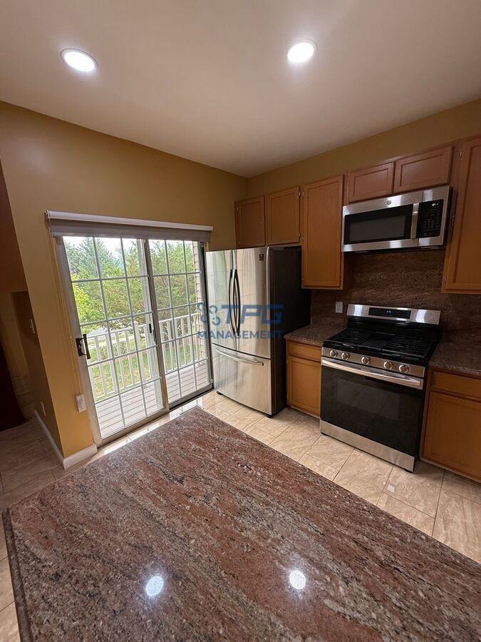 9 Clearbrook Ln - Photo 4 of 17