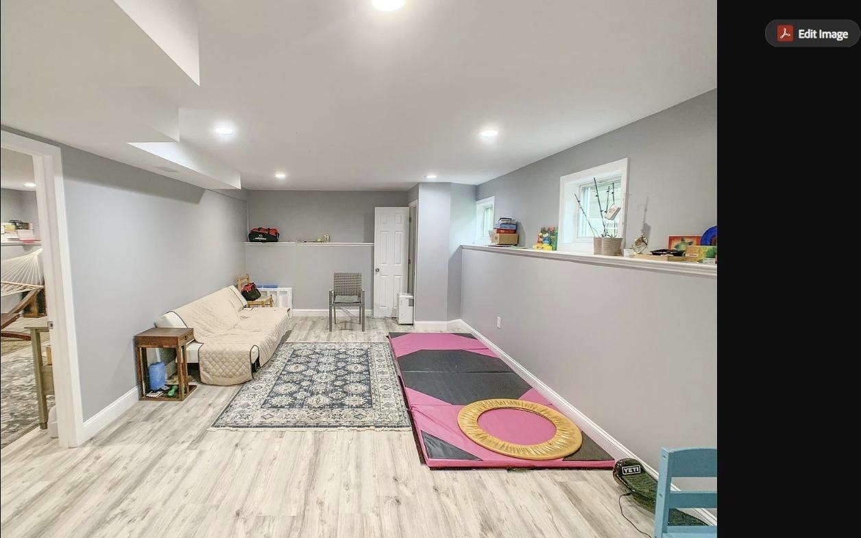 19 Shean Rd, Unit 1 - Photo 3 of 21