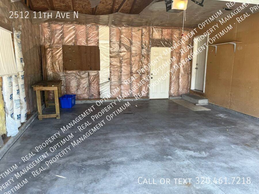 2512 11th Ave N - Photo 5 of 26