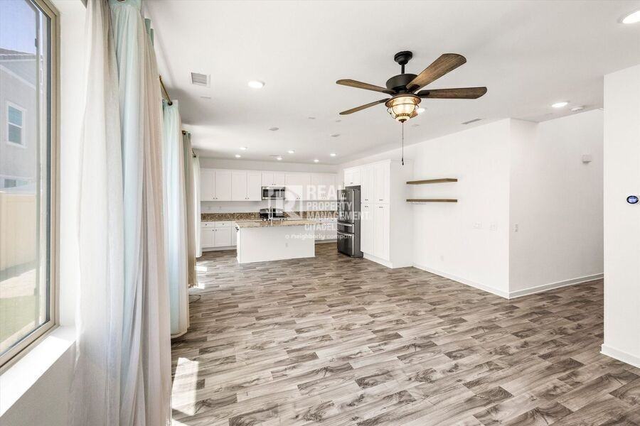 1604 Armijo Pl - Photo 7 of 47