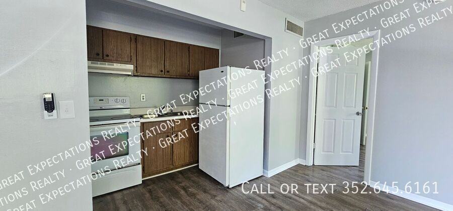 2629 Sw 33rd Ave - Photo 3 of 23