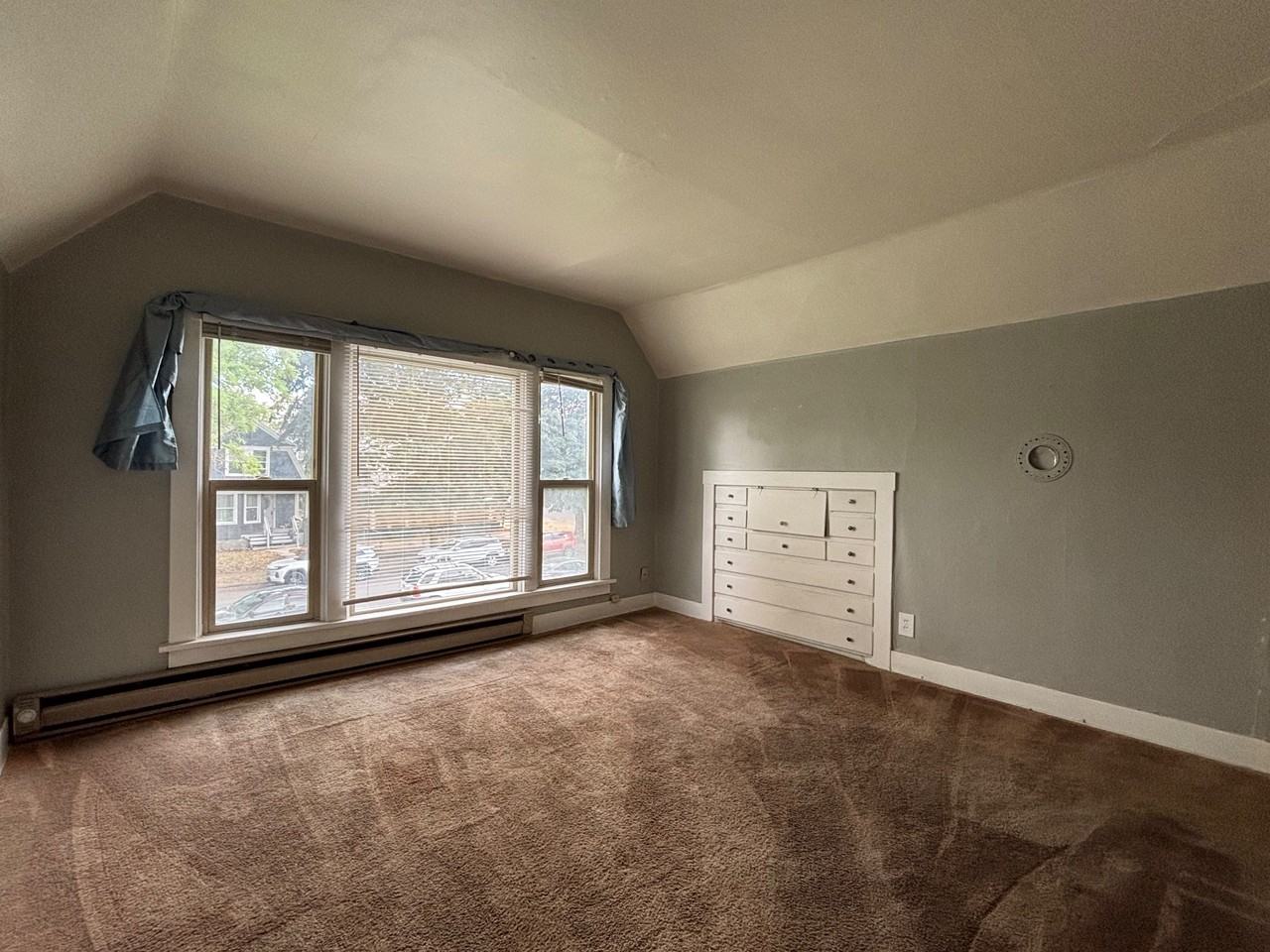 1122 W Augusta Ave #1 - Photo 2 of 10