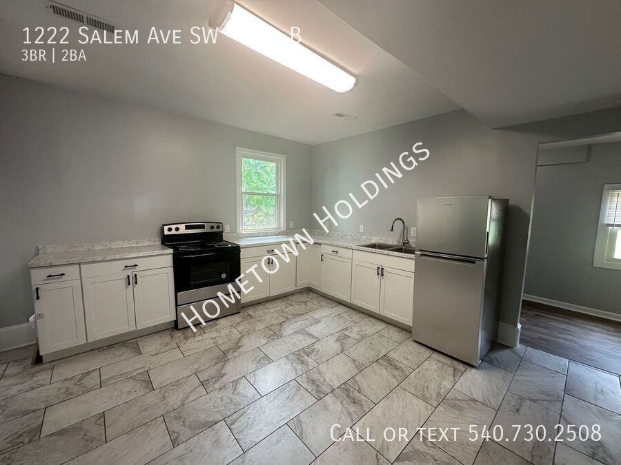 1222 Salem Ave Sw #B - Photo 3 of 30