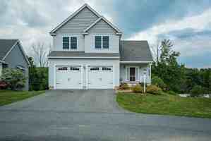 featured image of 32 Empire Dr