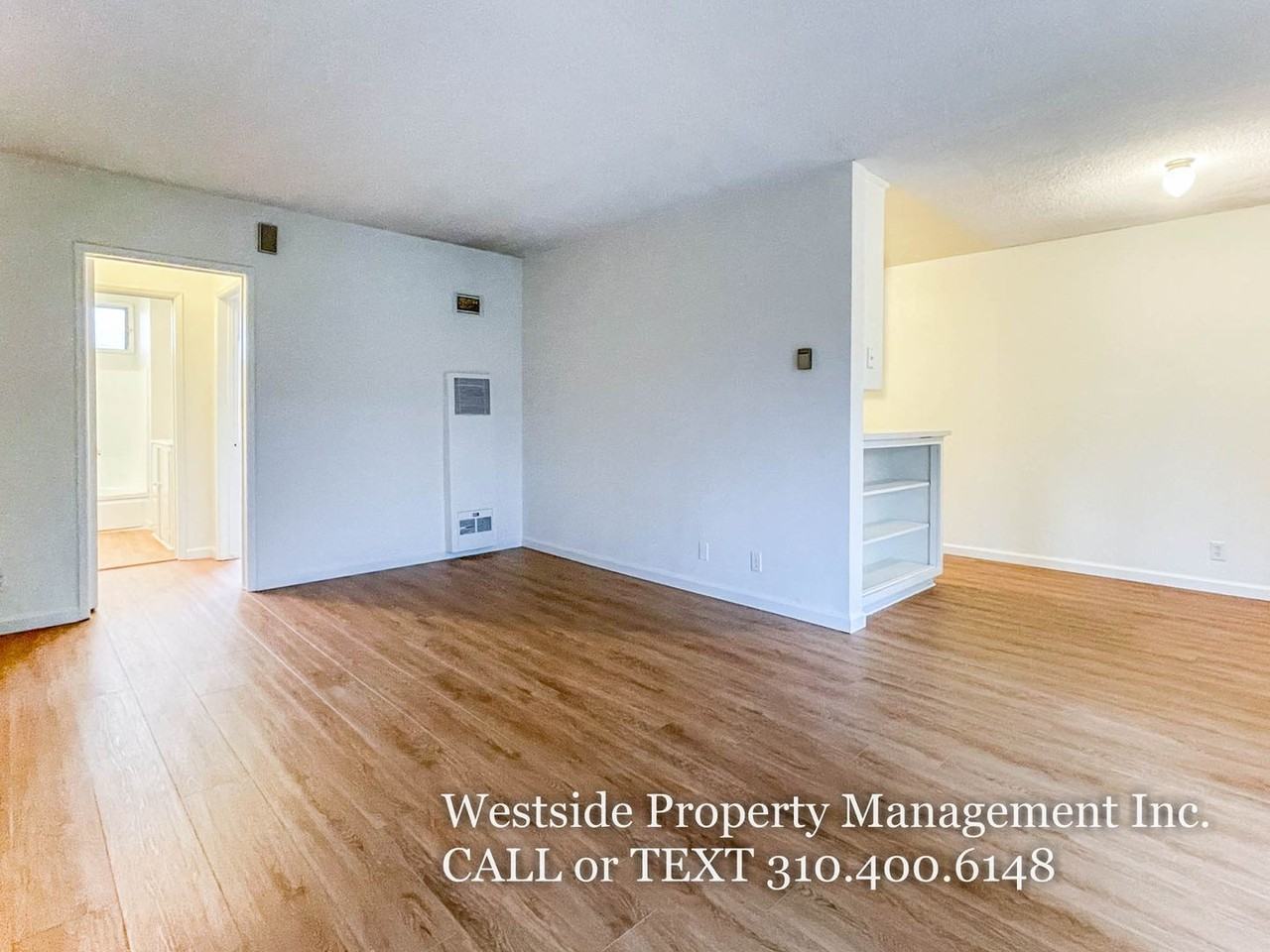 1555 S Hayworth Ave #16 - Photo 2 of 10