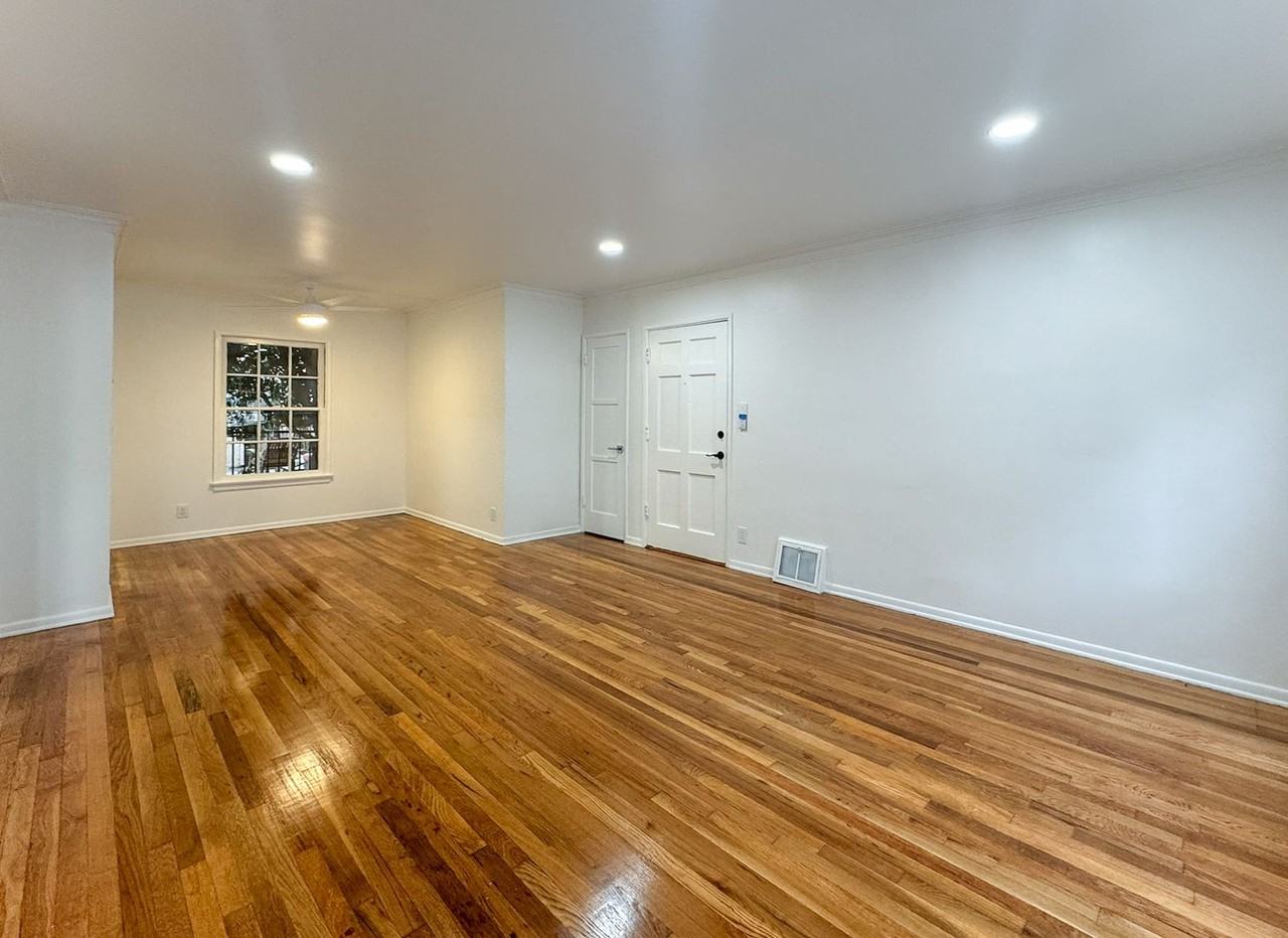 406 406 #AVE - Photo 3 of 13