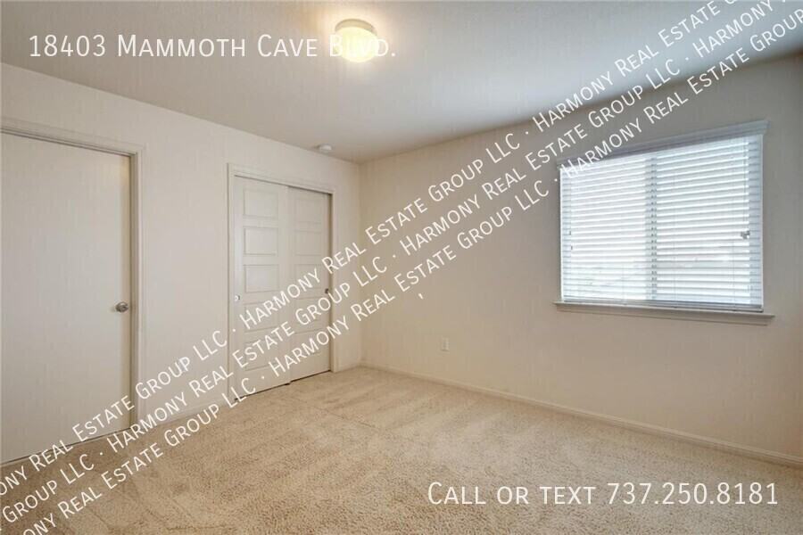 18403 Mammoth Cave Blvd - Photo 4 of 18