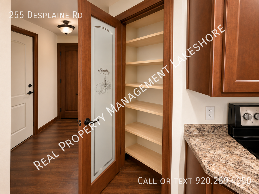 255 Desplaine Rd - Photo 6 of 18