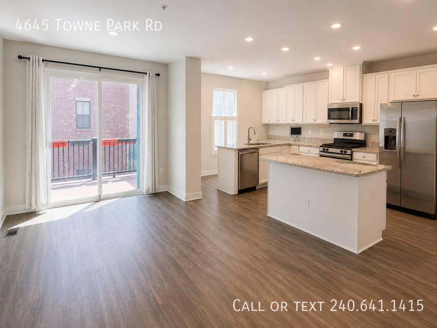 4645 Towne Park Rd - Photo 5 of 27