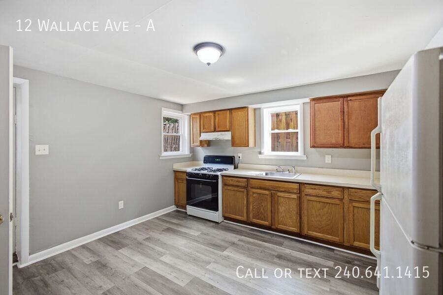 12 Wallace Ave #A - Photo 3 of 14