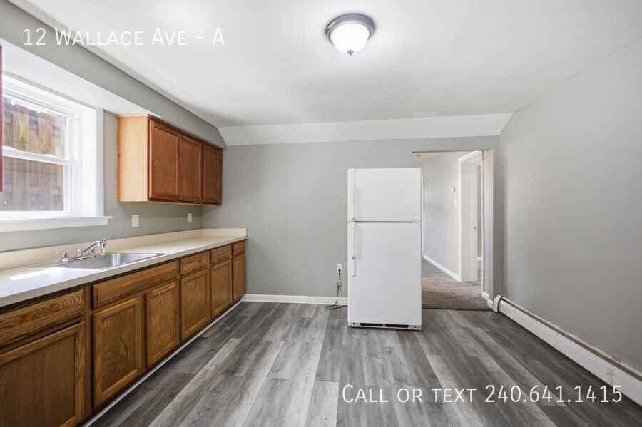 12 Wallace Ave #A - Photo 6 of 14