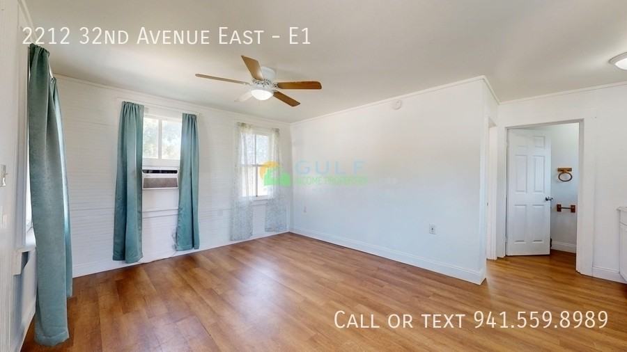 2212 32nd Ave E - Photo 4 of 11
