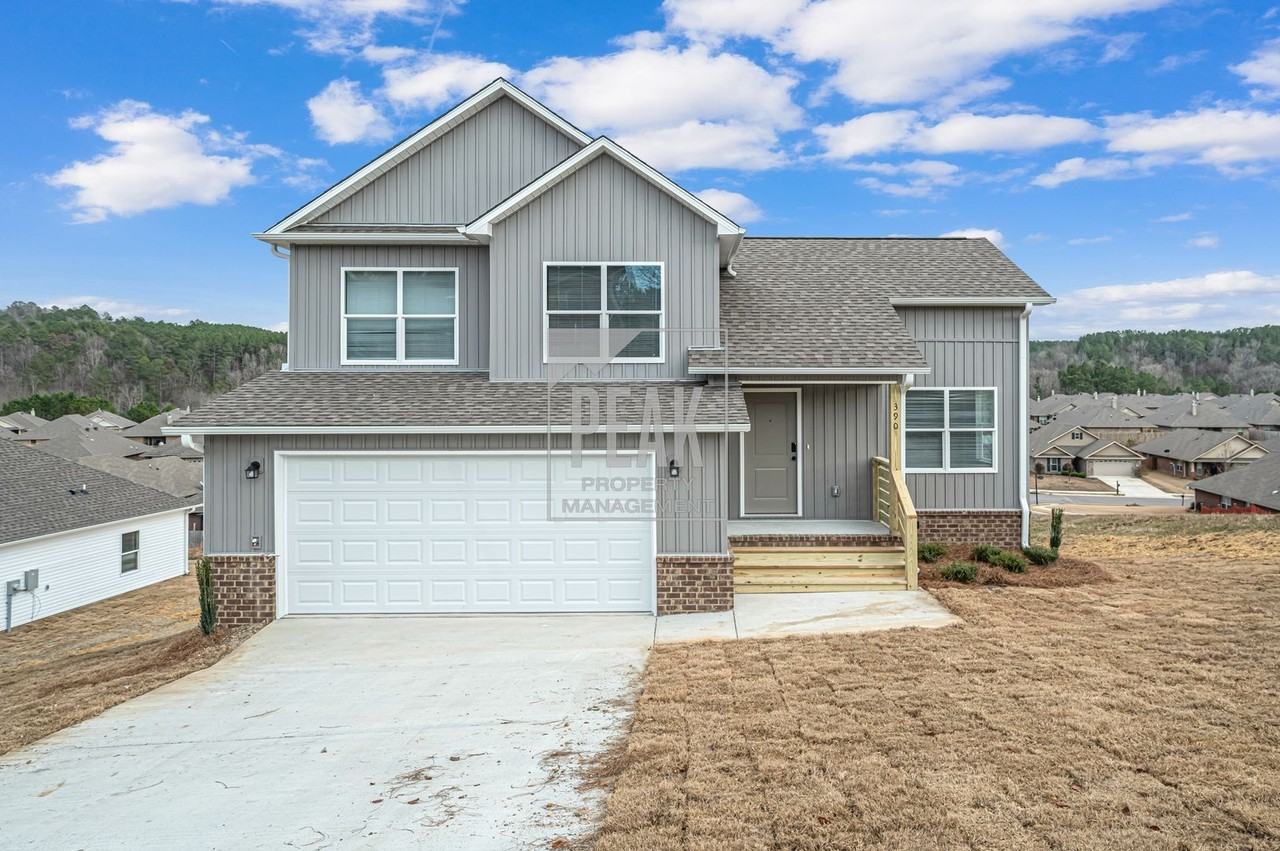 390 Woodland Cir - Photo 3 of 45