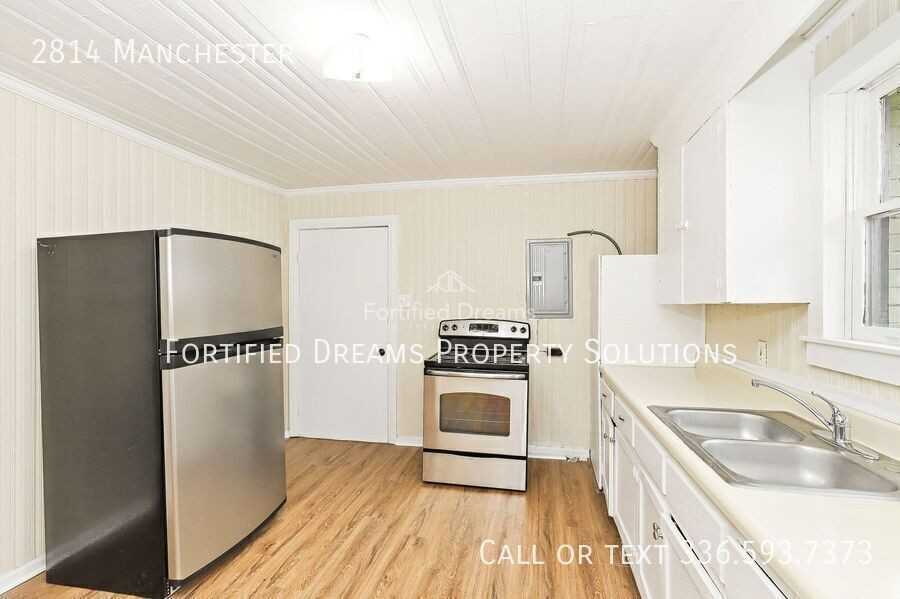 2814 Manchester St - Photo 6 of 19