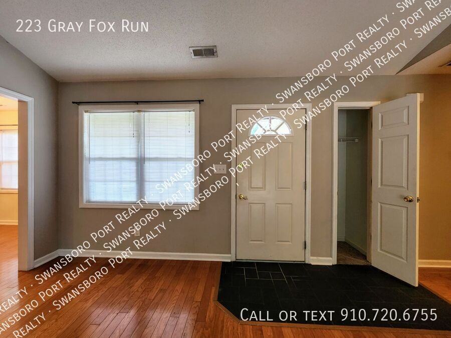 223 Gray Fox Run - Photo 3 of 23