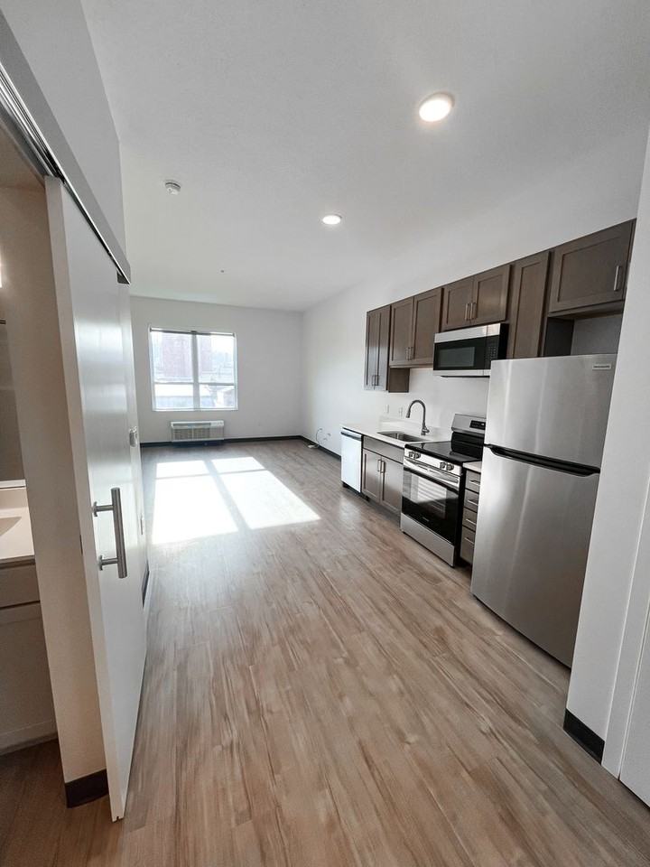 314 W 4th St #308 - Photo 2 of 29