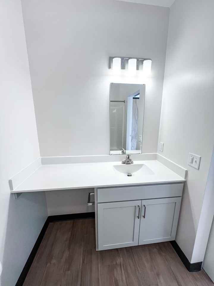 314 W 4th St #308 - Photo 7 of 29